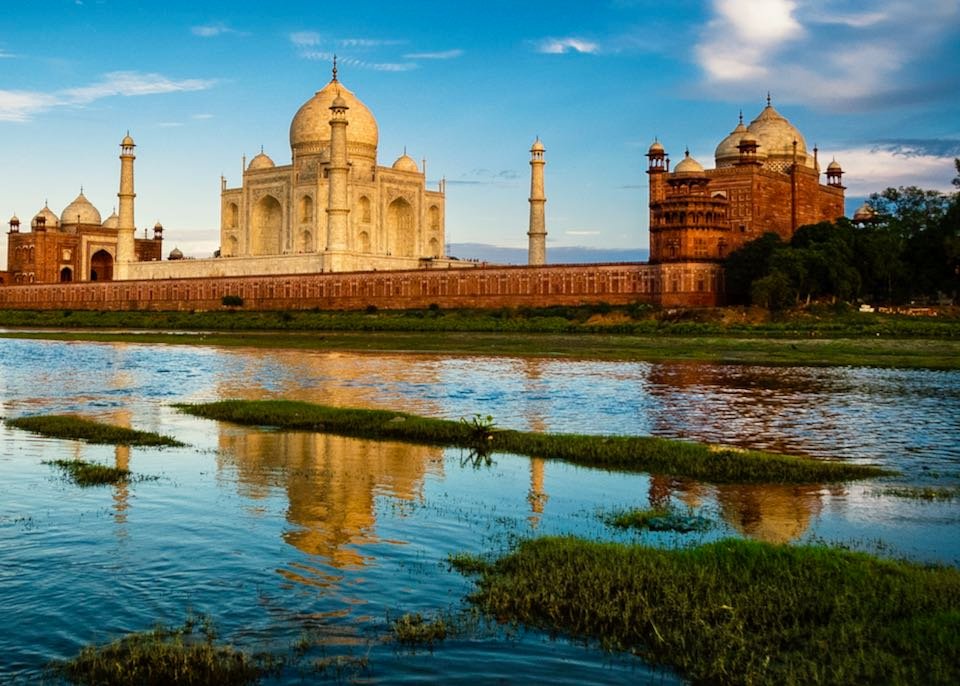 agra where to stay